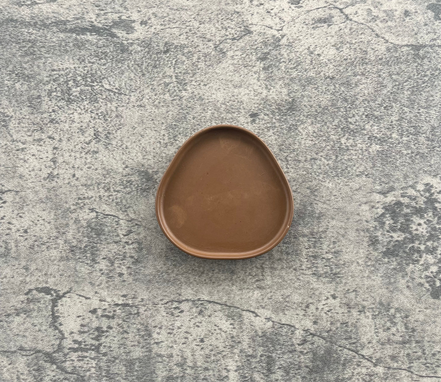 Small Triangle Trinket | Brown