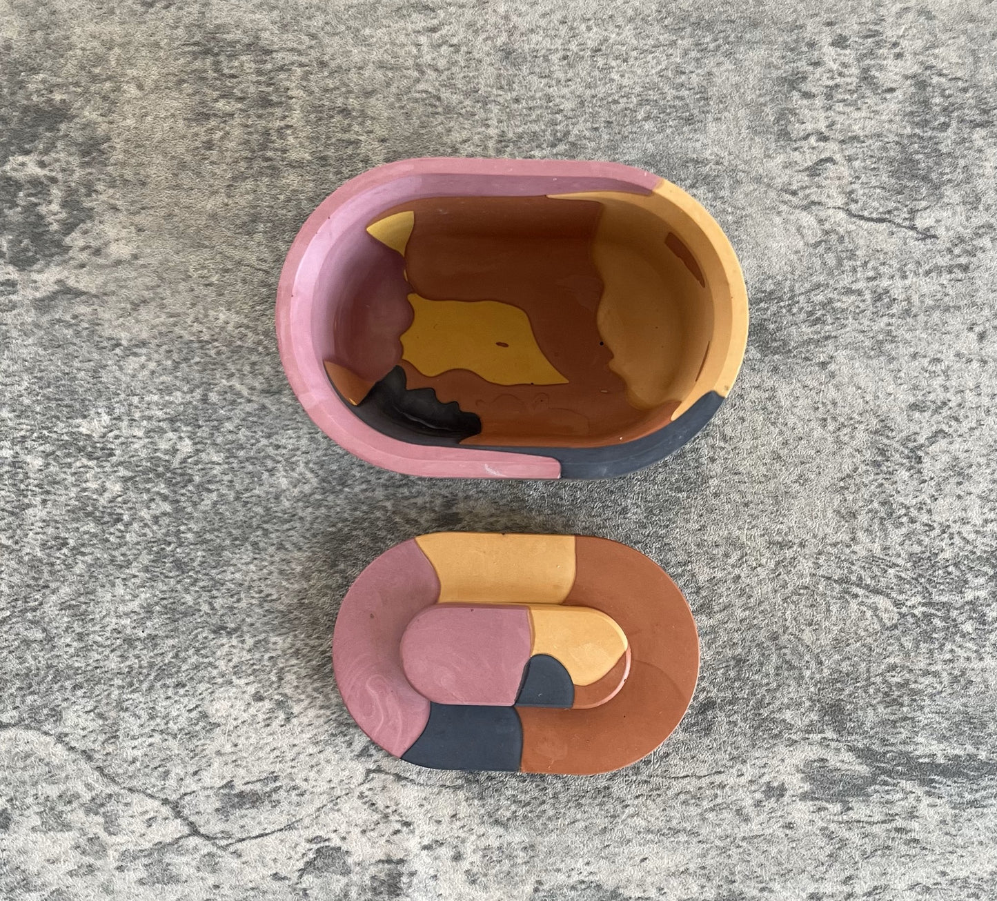 Small Storage Pot w/ Top | Multicolor