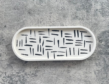 Large Oval Tray | Black, Off White