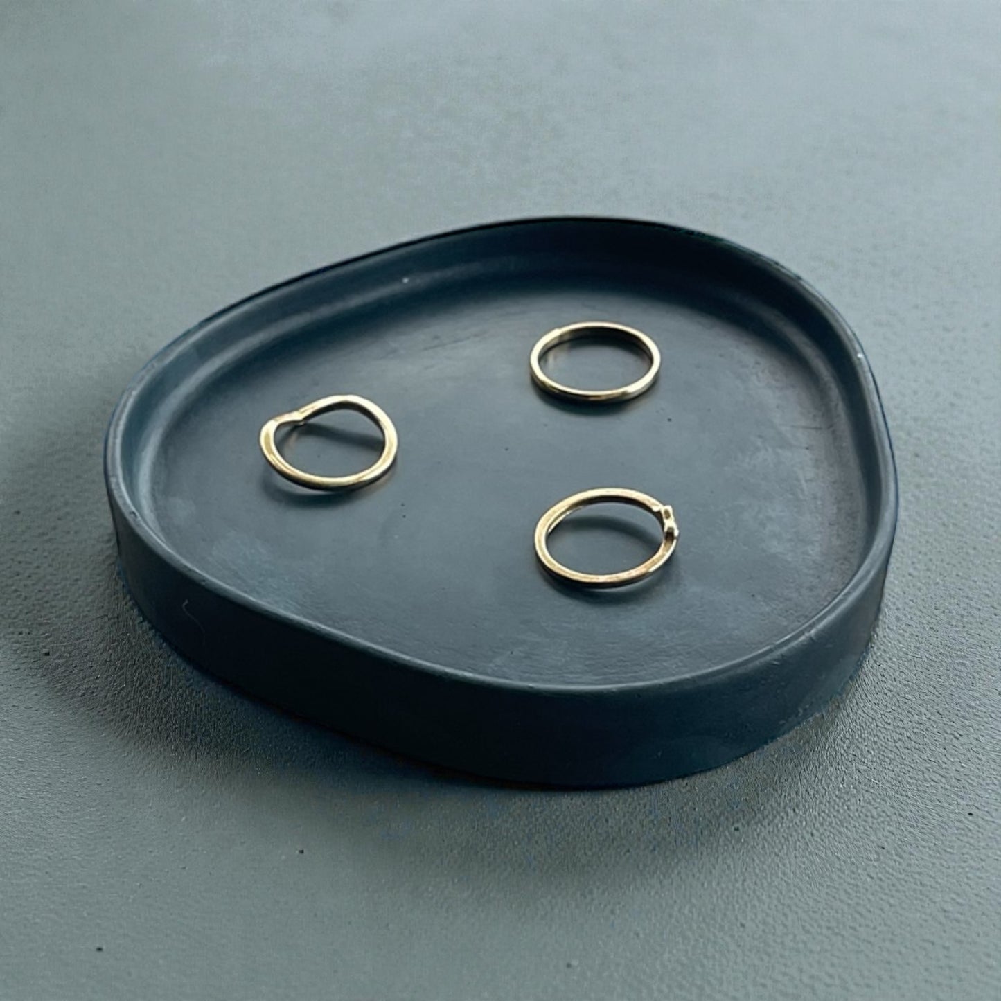 Small Triangle Trinket | Dark Blue