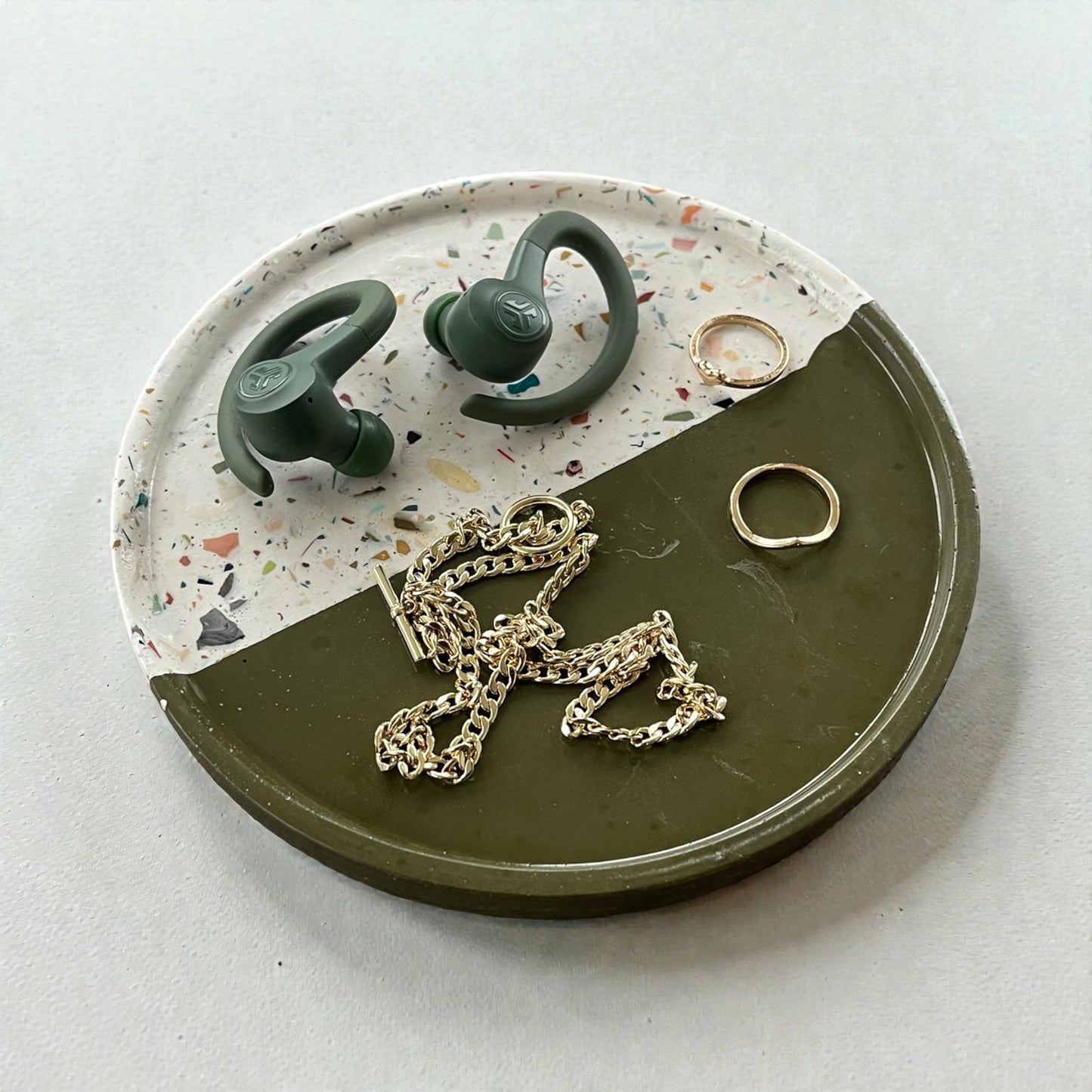 Flat Circle Tray | Green + Terrazzo