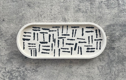 Large Oval Tray | Black, Off White