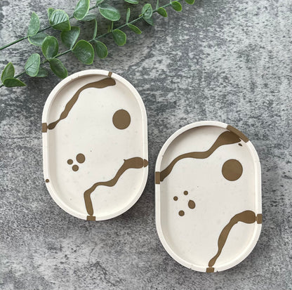 Oval Trinket Dish | Off White, Dark Brown