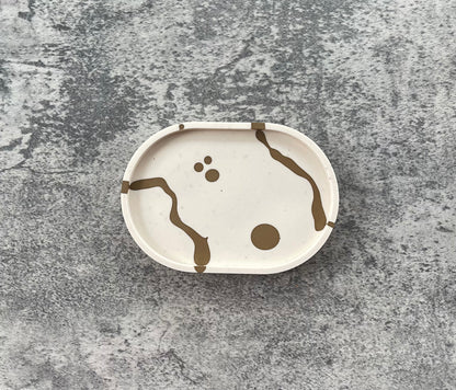 Oval Trinket Dish | Off White, Dark Brown