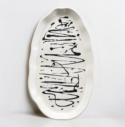 Oval Accent Tray | Off White & Black