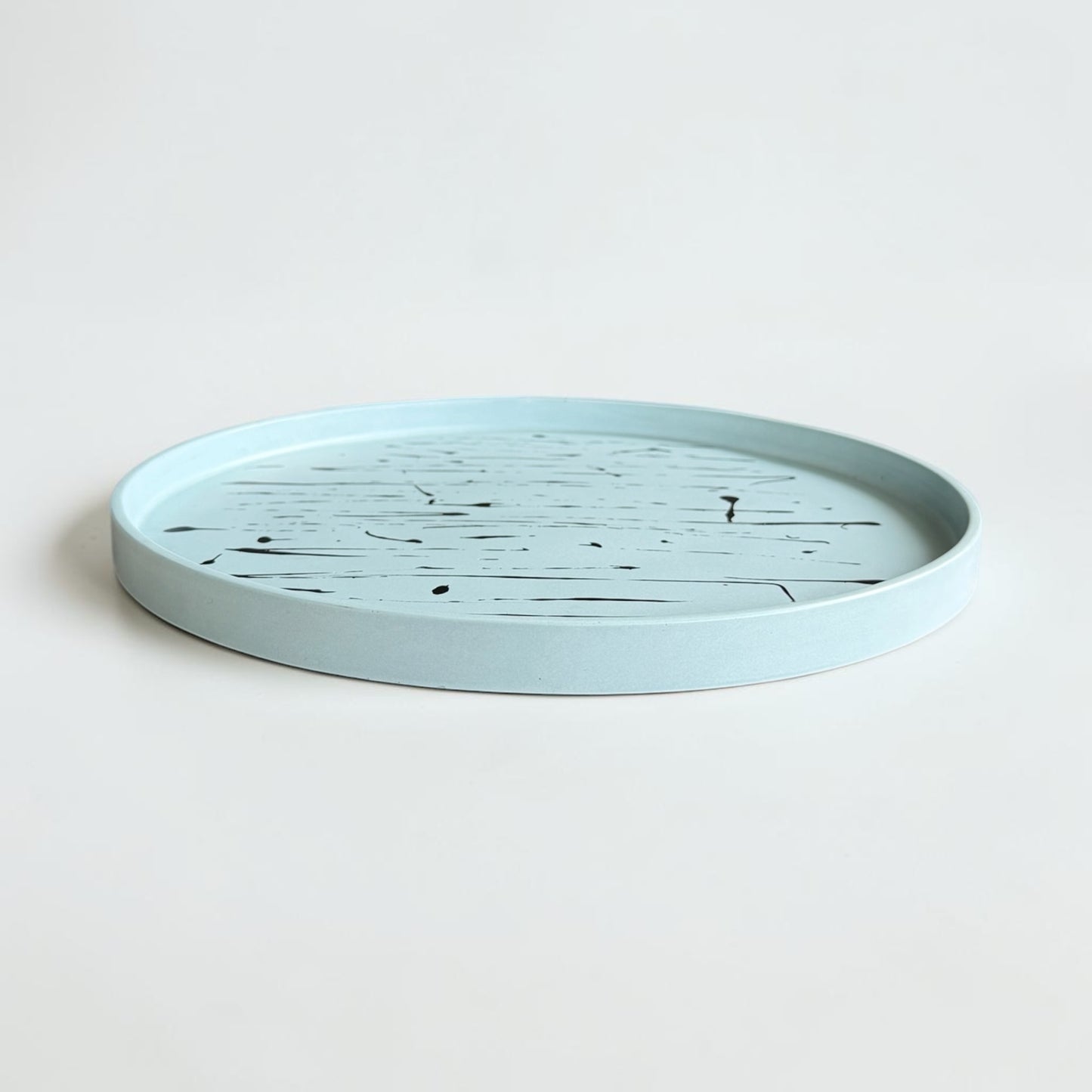 Large Circle Accent Tray | Light Blue & Black