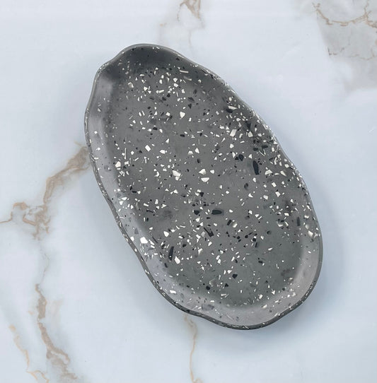 Oval Accent Tray | Grey w/ black & white terrazzo