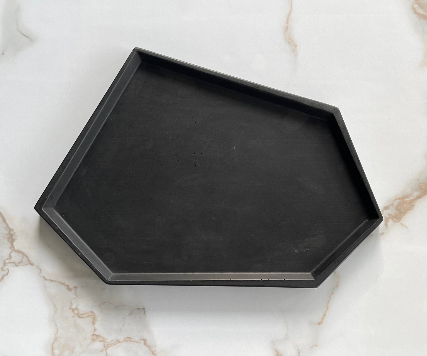 Medium Accent Tray | Black