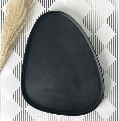 Large Triangle Accent Tray | Black