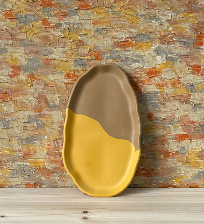 Oval Accent Tray | Brown & Yellow